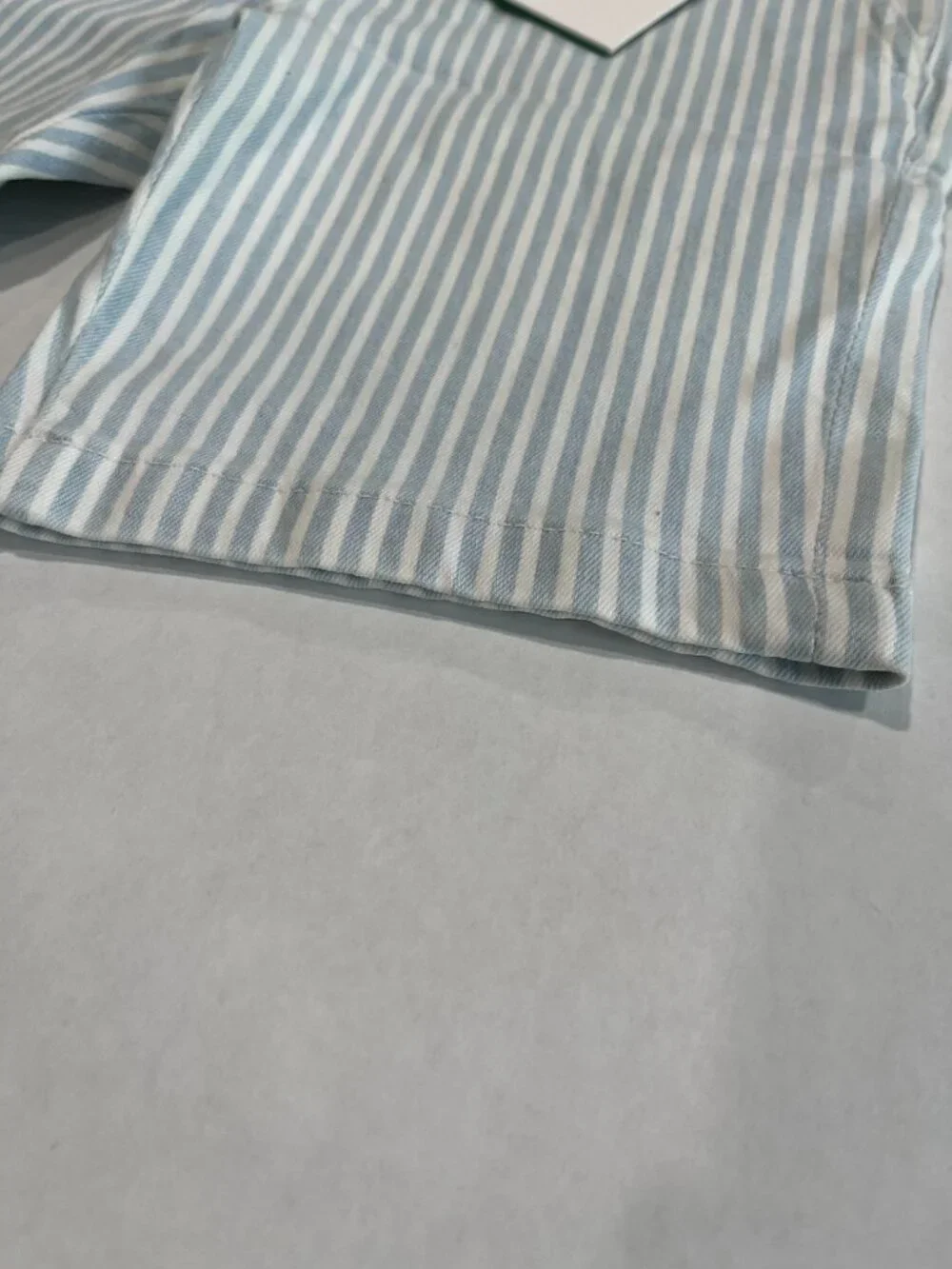 Boy - 4, 5, 6, 7, 10 - NWT DL1961 Jacob Chino Short in Shipmate Stripes